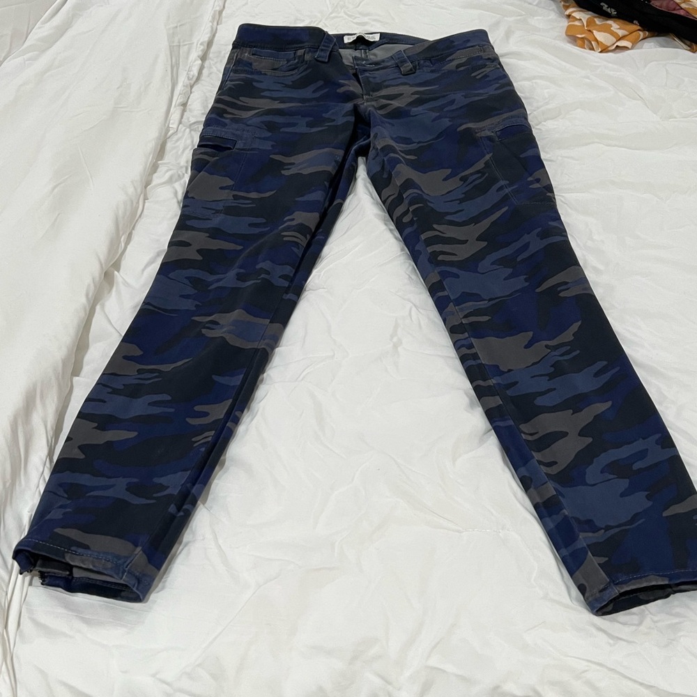 Camo pants
